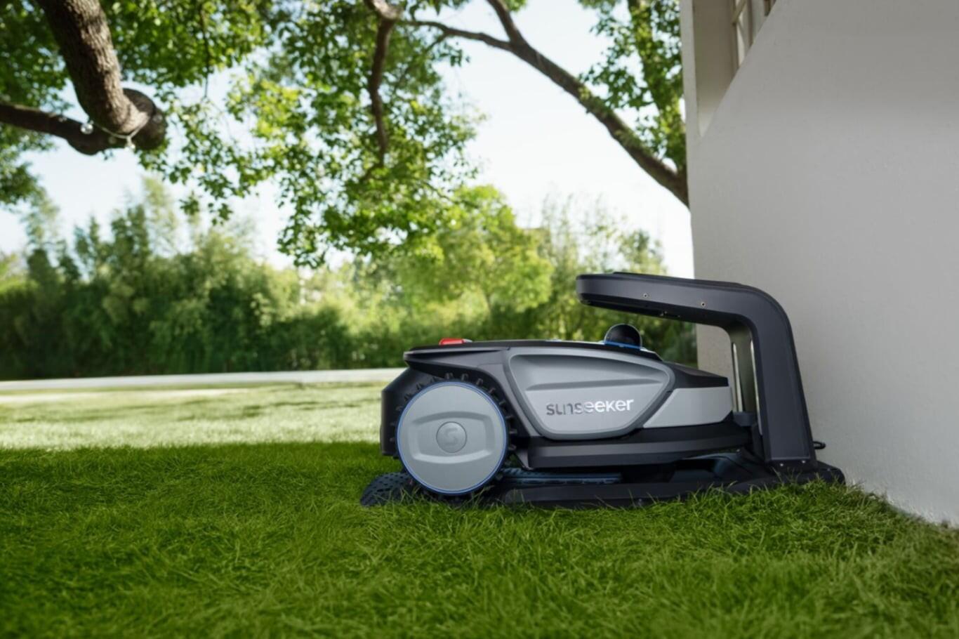 How Long Can a Lawn Mower Battery Last?