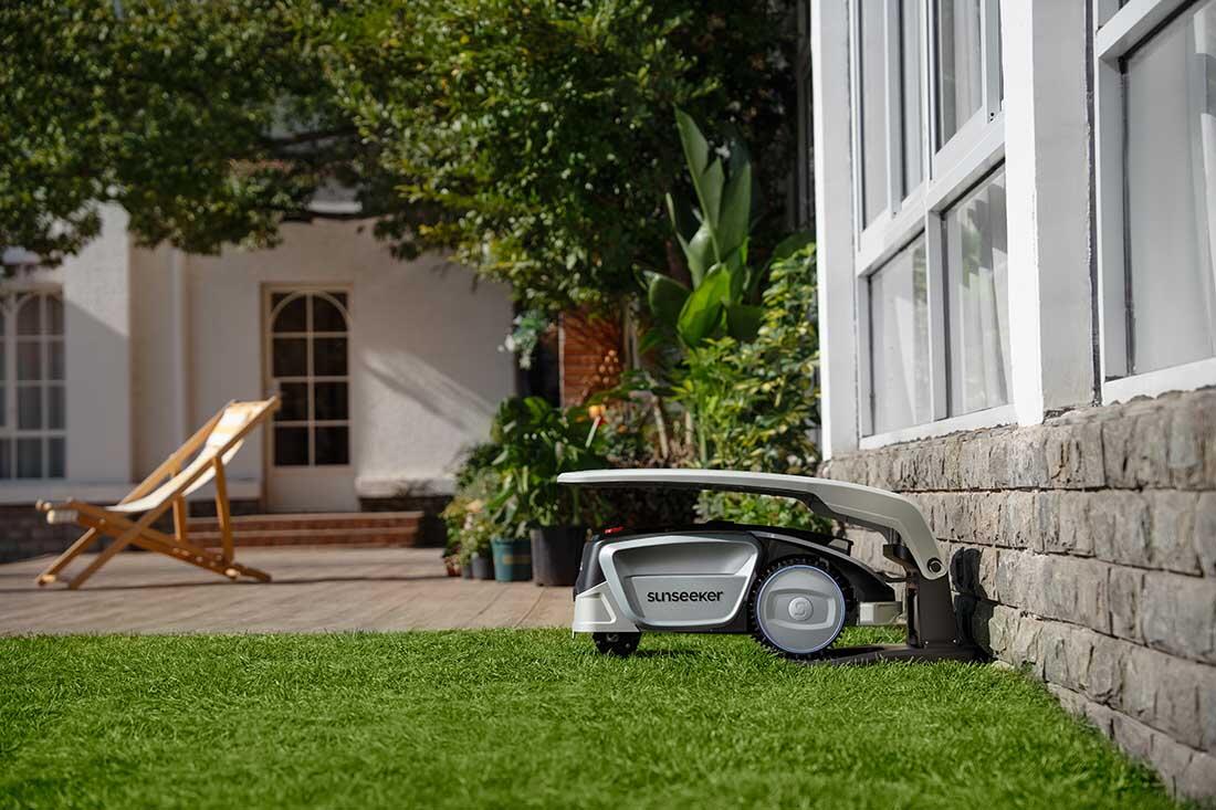 Robotic Lawn Mower Garage Recharge