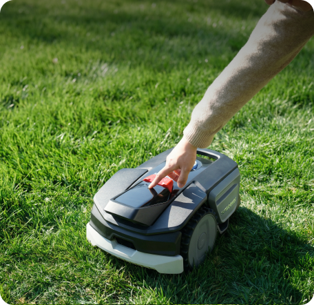ReadyGo™ One-click Mowing
