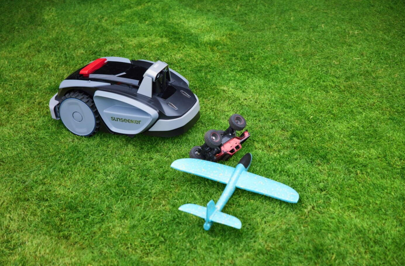 V3 Avoiding Children Toys During Mowing
